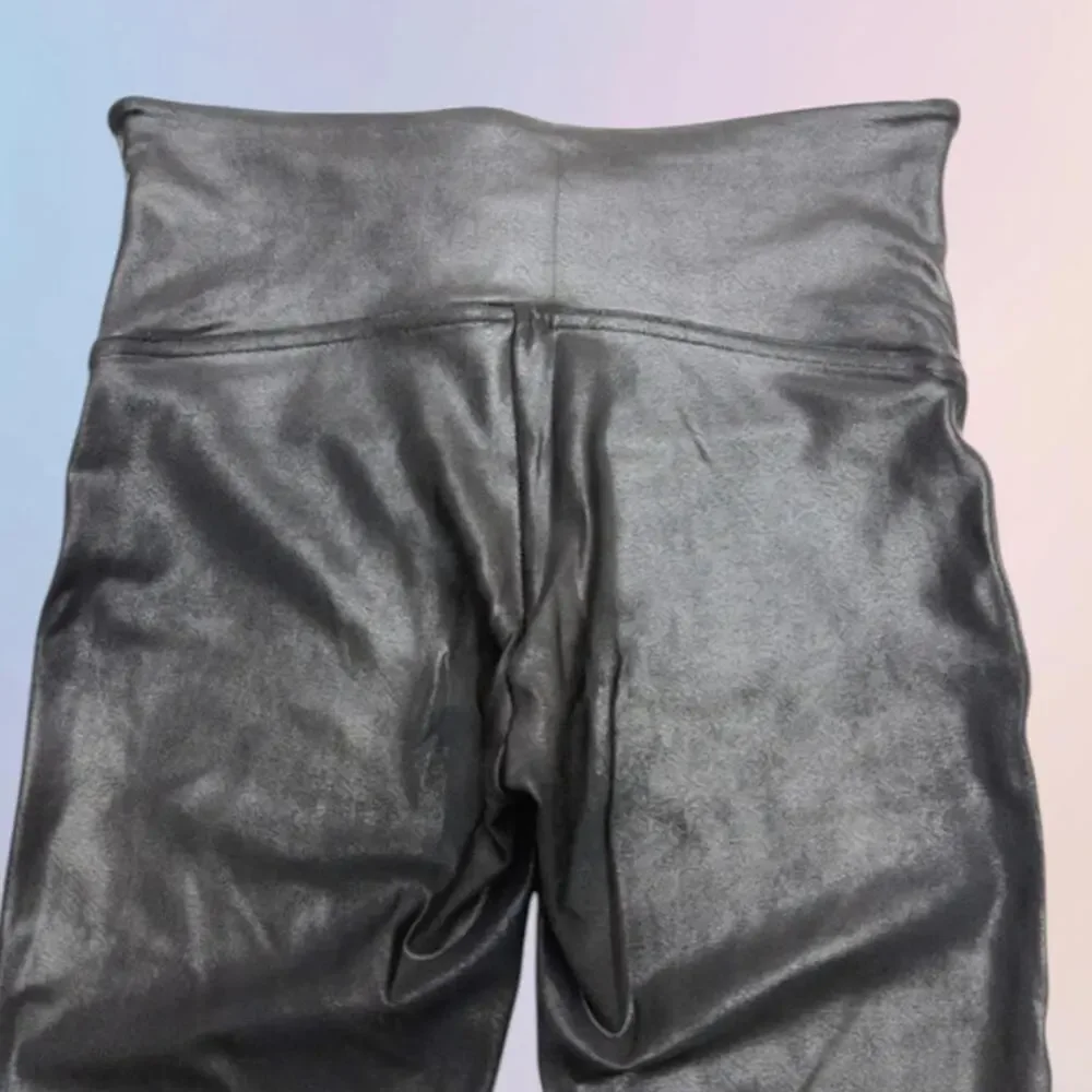 Spanx Women’s Medium Black Faux Leather Leggings